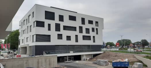 Elewacje, montaż spieków kwarcowych